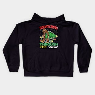 Sasquatch Christmas Squatching Bigfoot Xmas Tree Light T-Shirt Kids Hoodie